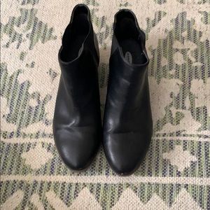 Dr. Scholl’s black ankle boots